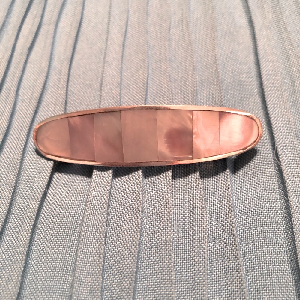 Barrette